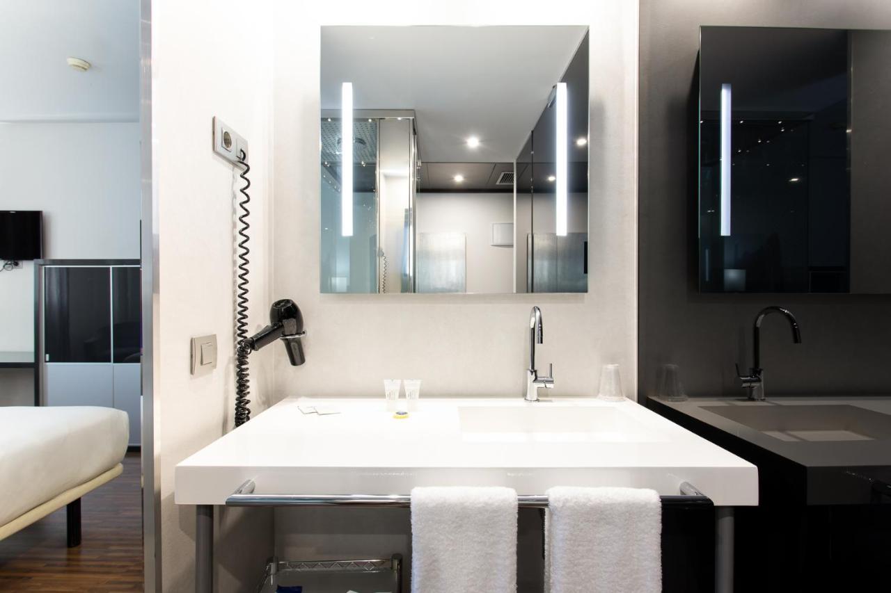 Hotel Ciudad De Мостолес Экстерьер фото