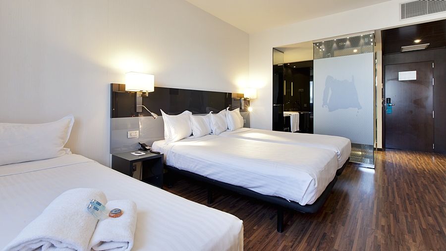Hotel Ciudad De Мостолес Экстерьер фото